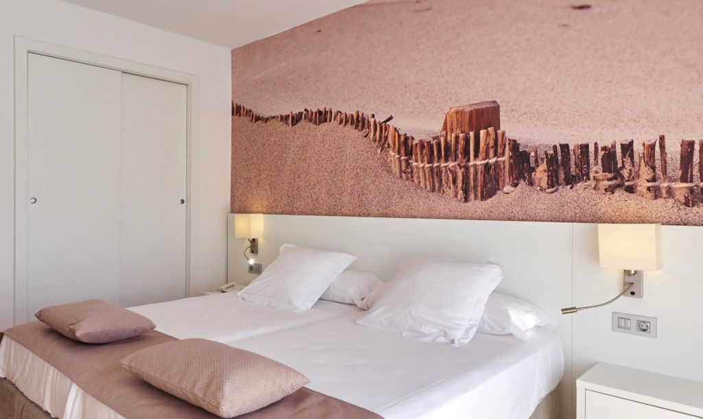 Bq Sarah -Adults Only Hotel กันปิกาฟอร์ต ภายนอก รูปภาพ
