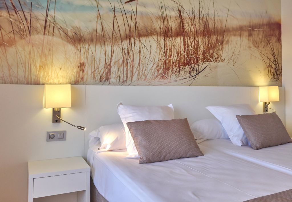 Bq Sarah -Adults Only Hotel กันปิกาฟอร์ต ภายนอก รูปภาพ