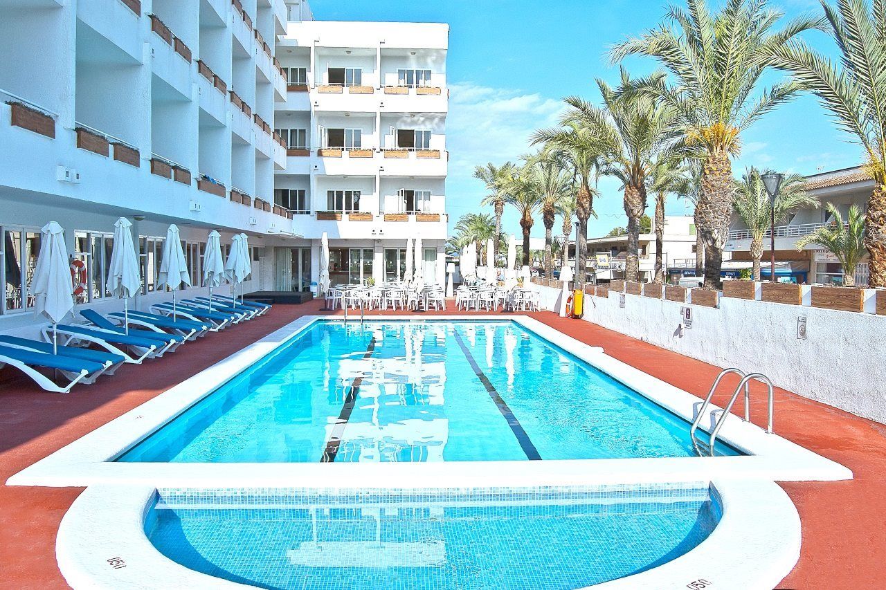 Bq Sarah -Adults Only Hotel กันปิกาฟอร์ต ภายนอก รูปภาพ